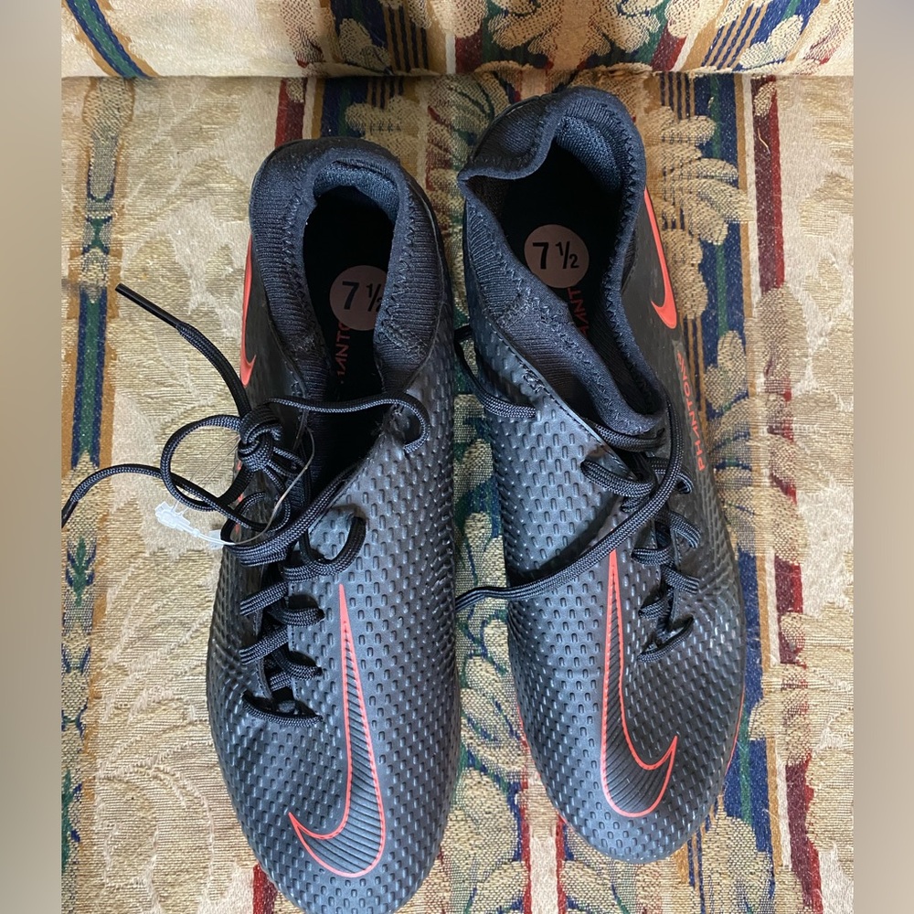 Nike Phantom GT Academy IC Black Chile Red NWT leather men’s 7.5 soccer leather - Picture 2 of 8